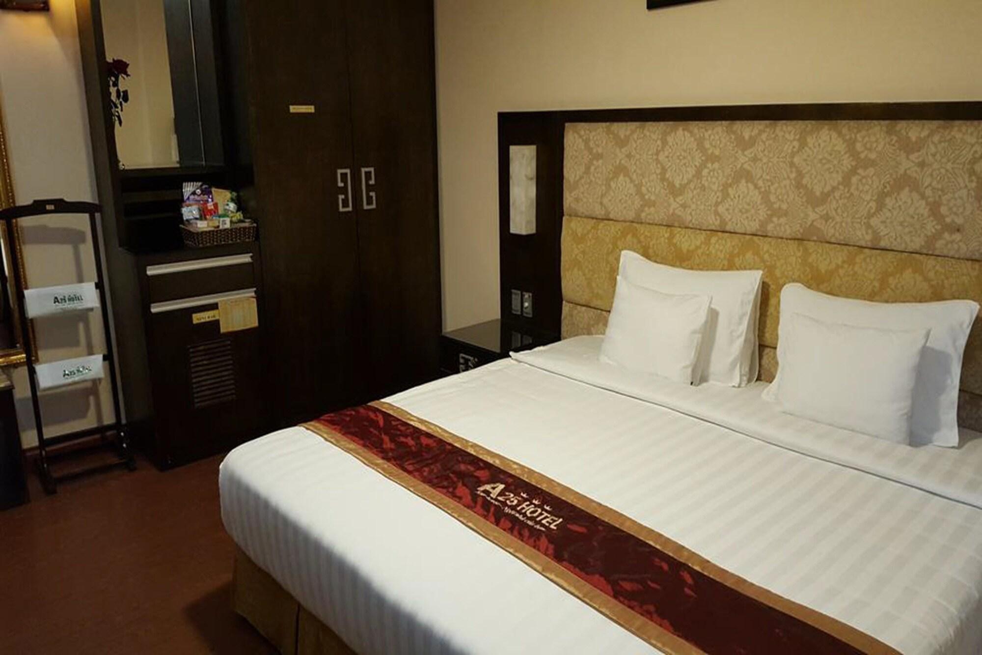 A25 Hotel - 28 Tran Quy Cap Ханой Екстер'єр фото